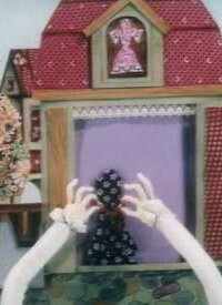 Площадь картонных часов (1986) онлайн бесплатно